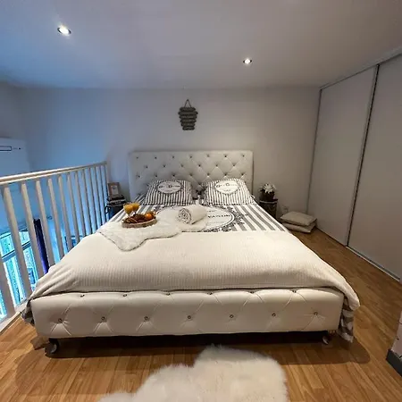 Apartmán Duplex Cosy Bord De